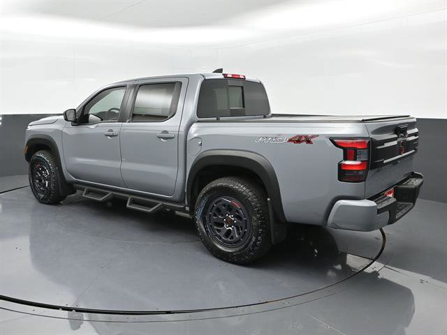 Used 2025 Nissan Frontier PRO-4X image 27