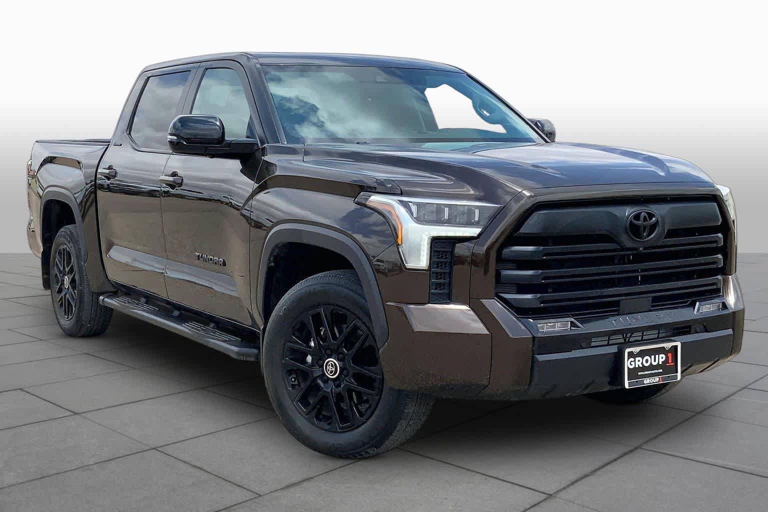 Used 2024 Toyota Tundra Limited AWD/4WD image 3