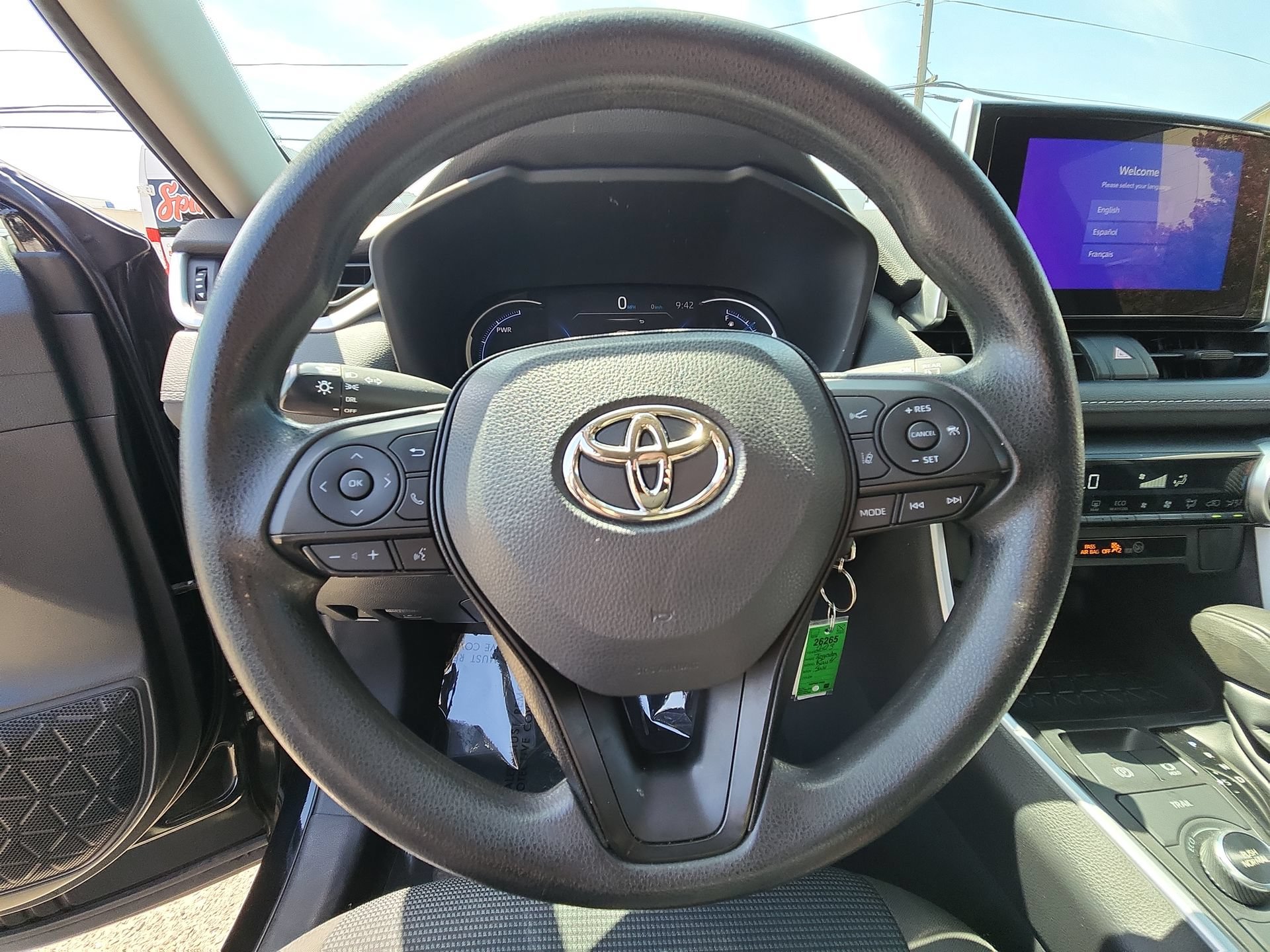 Used 2023 Toyota RAV4 LE AWD/4WD image 11