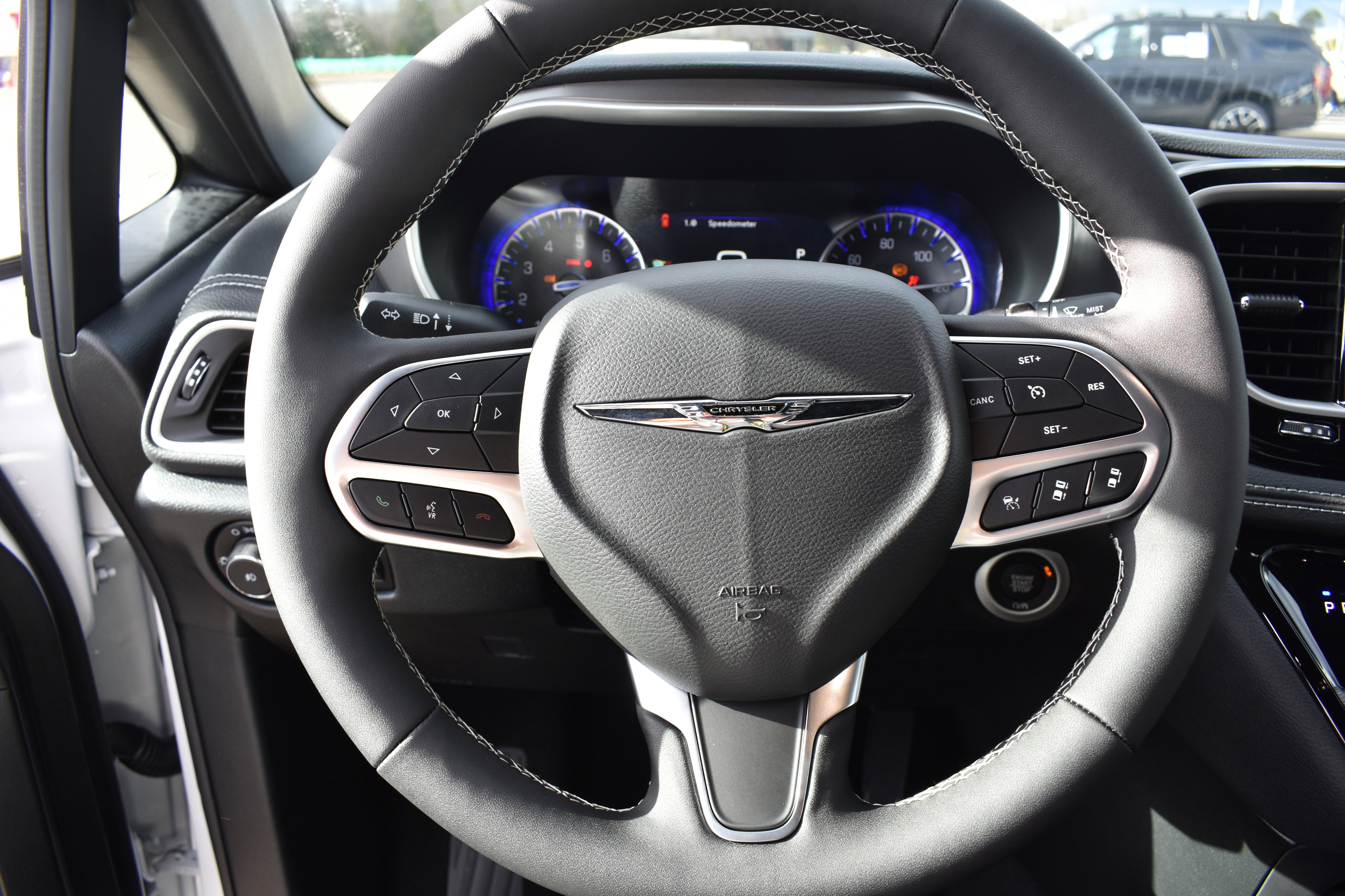 New 2026 Chrysler Pacifica Select image 13