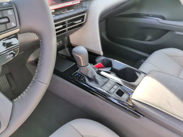 Used 2026 Toyota Camry XLE w/ Premium Plus Package image 21