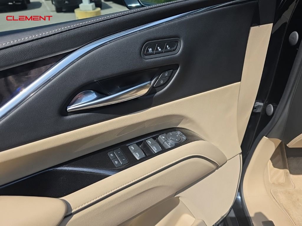 Used 2021 Cadillac Escalade Premium Luxury w/ Driver Assist Tech Package AWD/4WD image 7