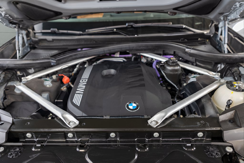 Used 2024 BMW X7 xDrive40i w/ M Sport Package AWD/4WD image 95