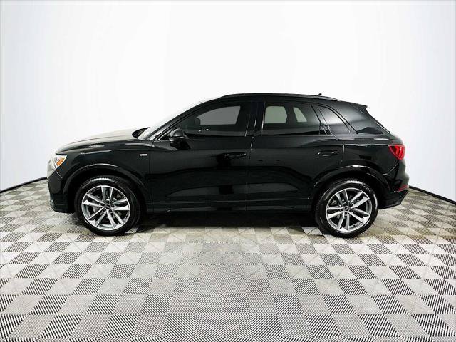 Certified 2024 Audi Q3 2.0T Premium w/ Convenience Package AWD/4WD image 4
