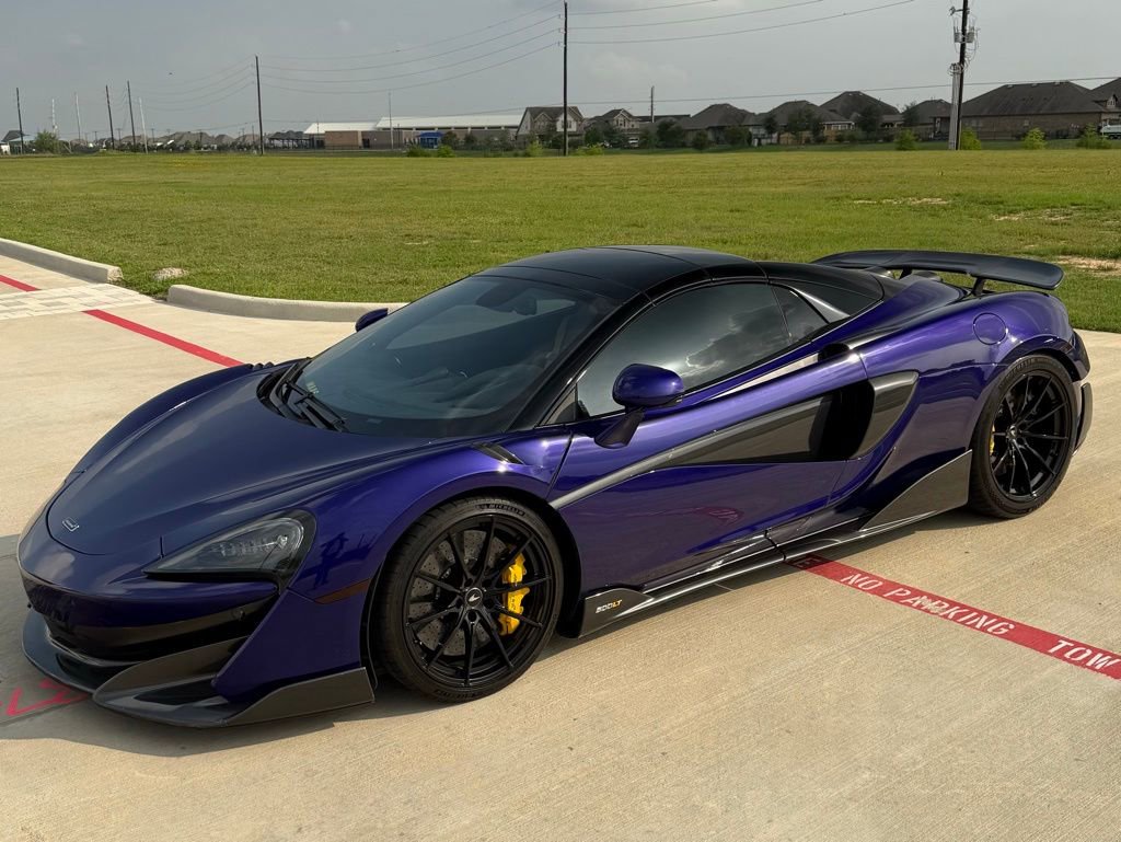 Used 2020 McLaren 600LT Spider RWD image 6