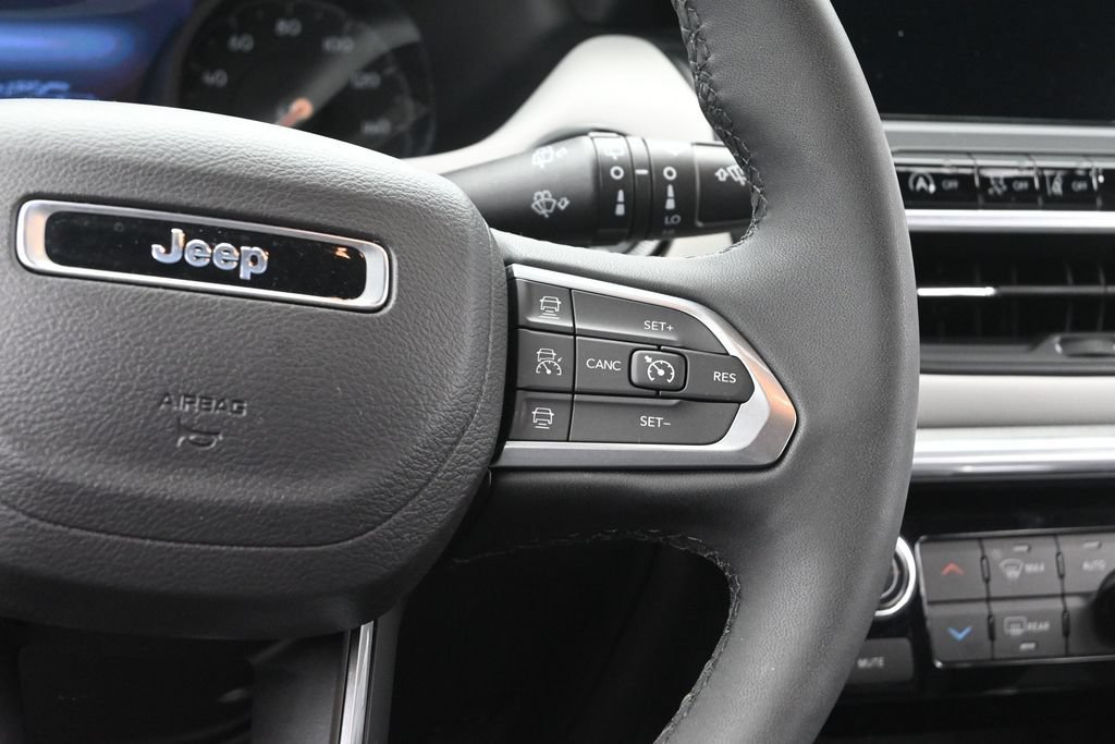 Used 2024 Jeep Compass Limited AWD/4WD image 27