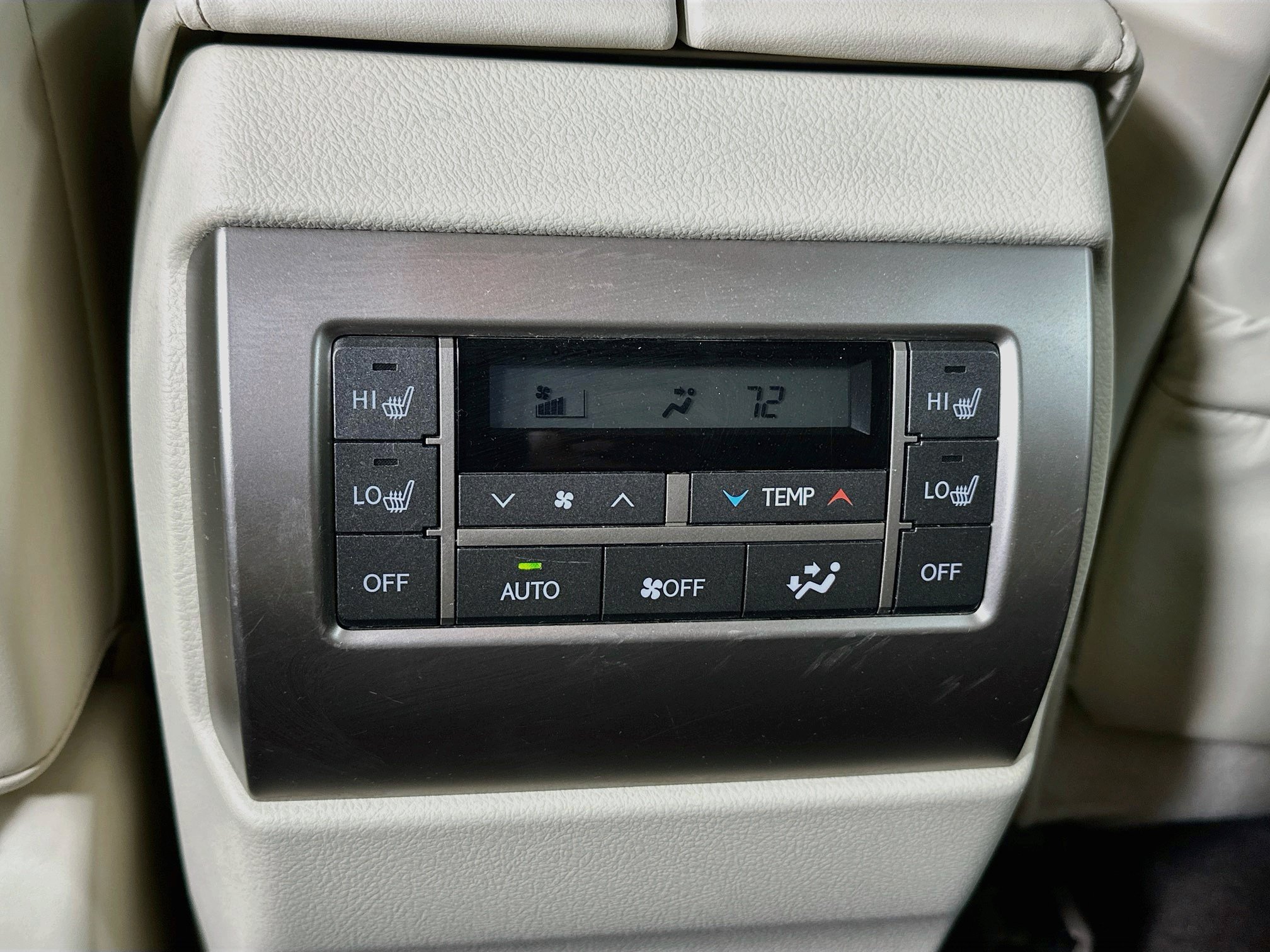 Used 2017 Lexus GX 460 Premium w/ Premium Package AWD/4WD image 26