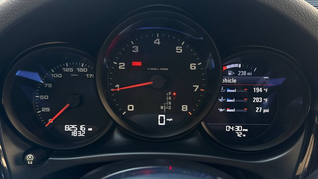 Used 2019 Porsche Macan AWD/4WD image 21