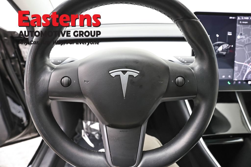 Used 2018 Tesla Model 3 Long Range image 10