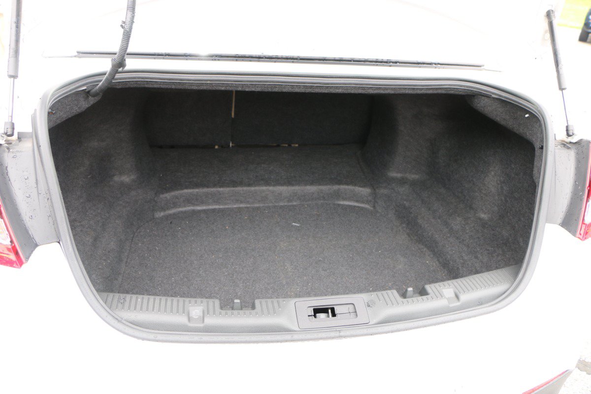 Used 2014 Ford Taurus SEL w/ Equipment Group 201A FWD image 28