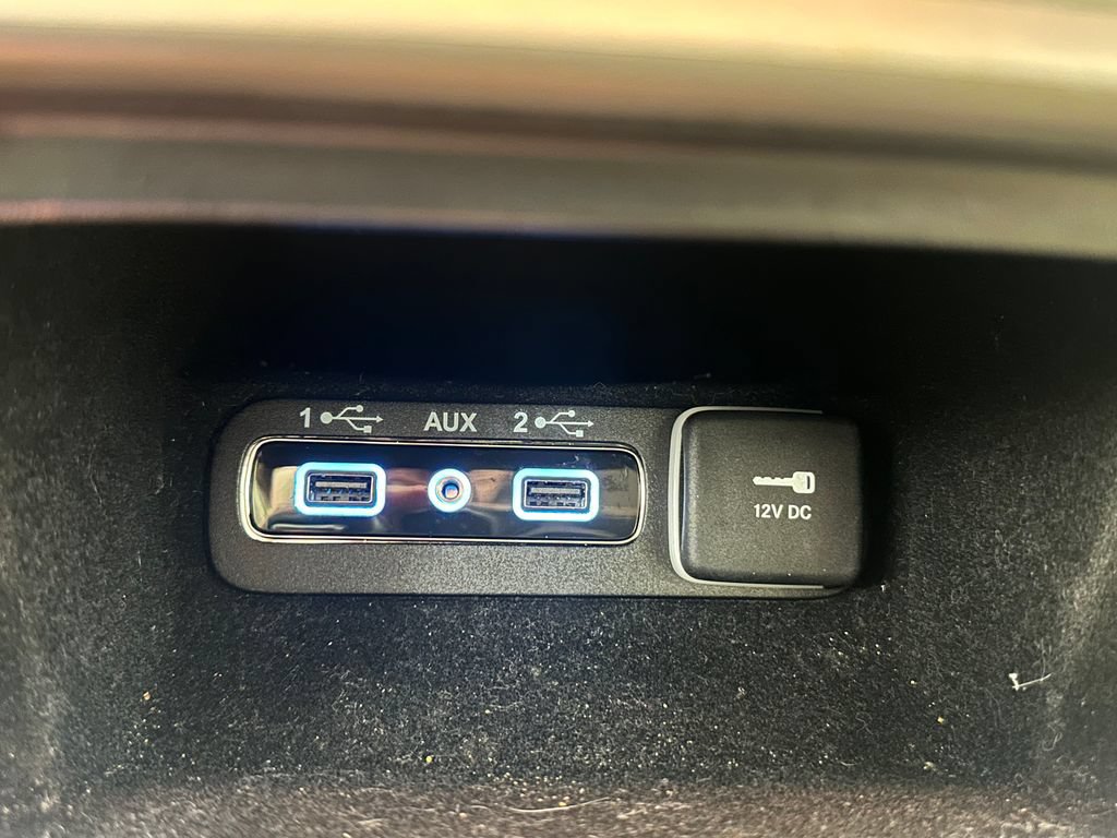 Used 2018 Jeep Grand Cherokee Laredo AWD/4WD image 34