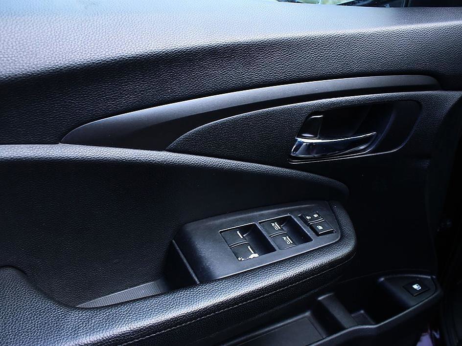 Used 2019 Honda Passport Sport image 9