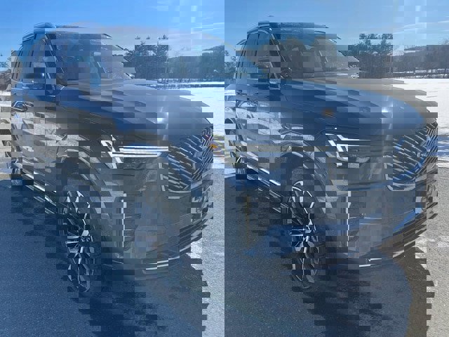 New 2026 Volvo XC90 B6 Ultra w/ Protection Package image 3