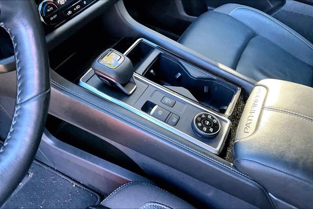 Used 2023 Nissan Pathfinder SL image 13