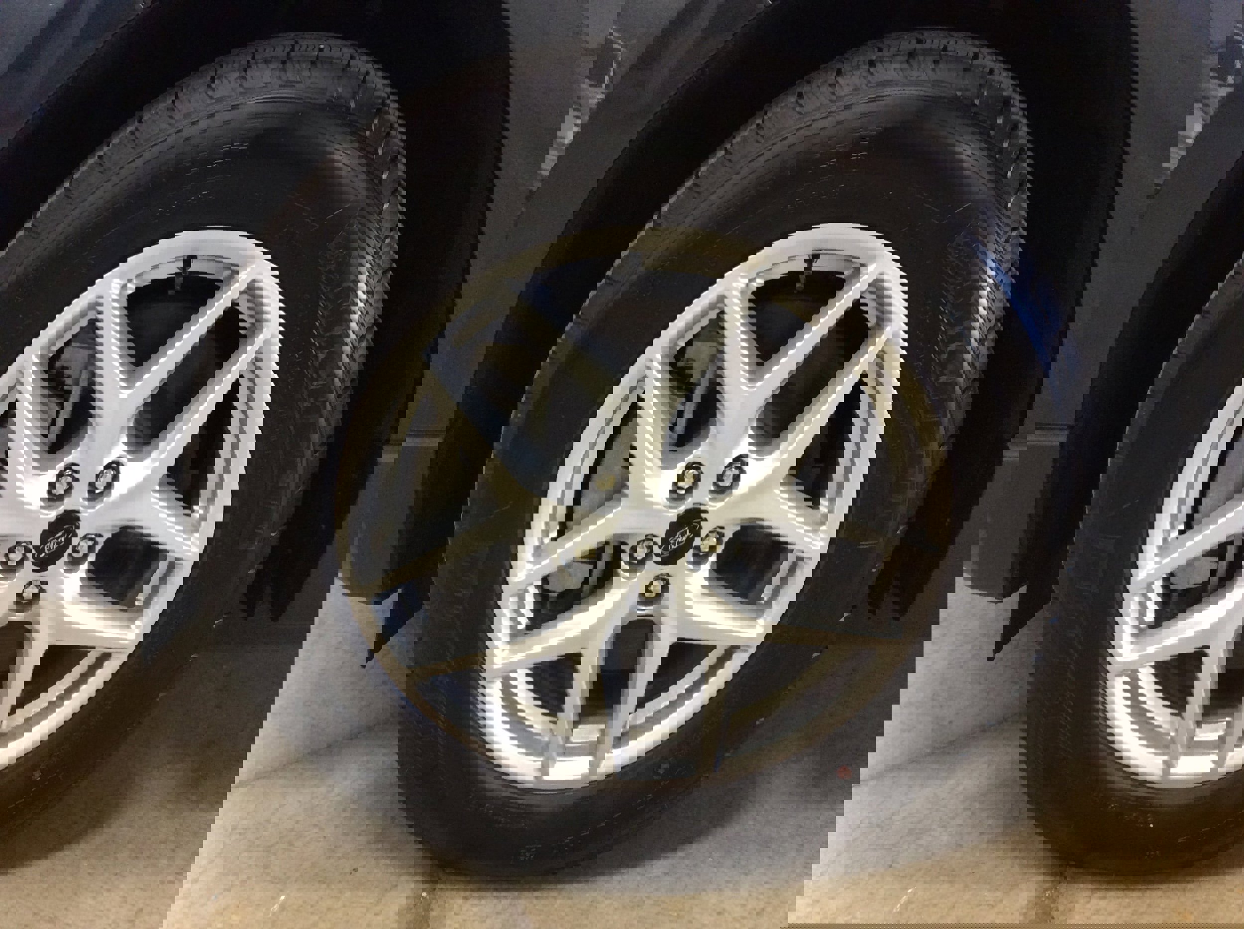 Used 2024 Ford Edge SEL w/ Convenience Package image 11