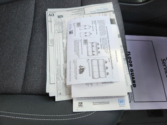 Used 2024 Chevrolet Traverse LT image 15