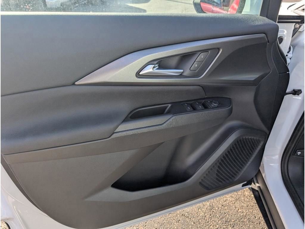 New 2026 Chevrolet Equinox EV LT w/ Comfort Package image 15