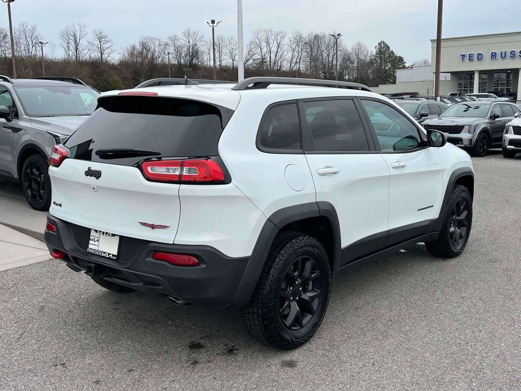 Used 2015 Jeep Cherokee Trailhawk w/ Comfort/Convenience Group image 30