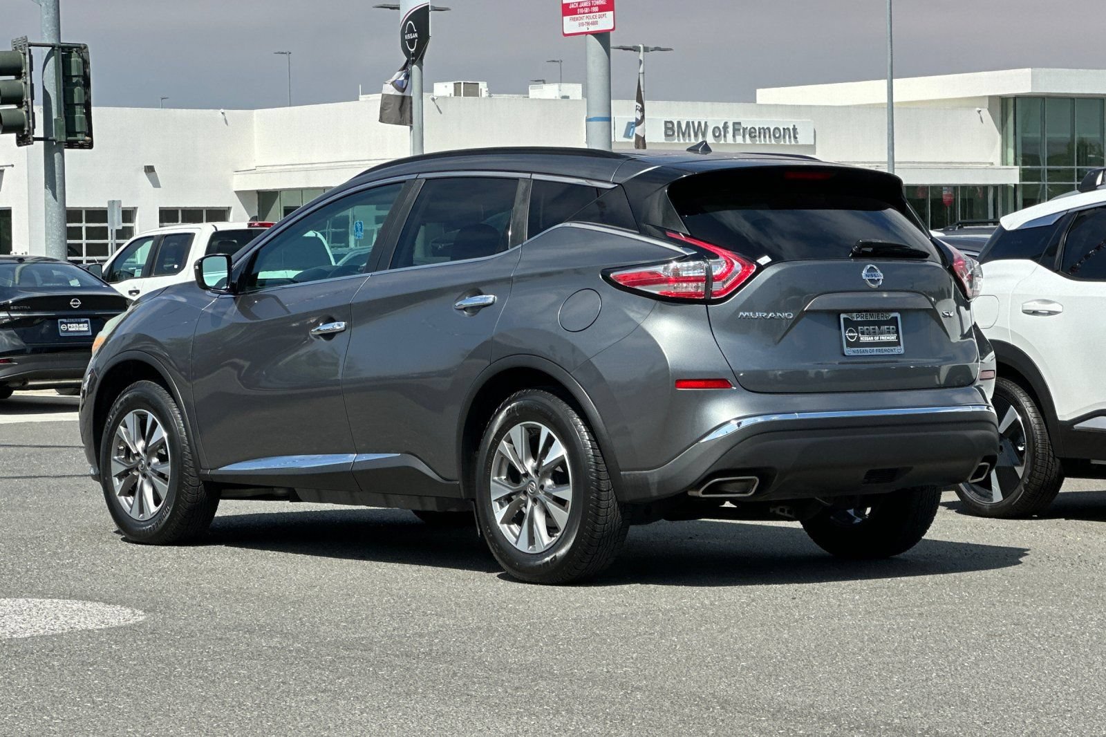 Used 2016 Nissan Murano SV FWD image 6