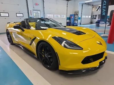Used 2015 Chevrolet Corvette Stingray Convertible w/ 3LT Preferred Equipment Group RWD image 6