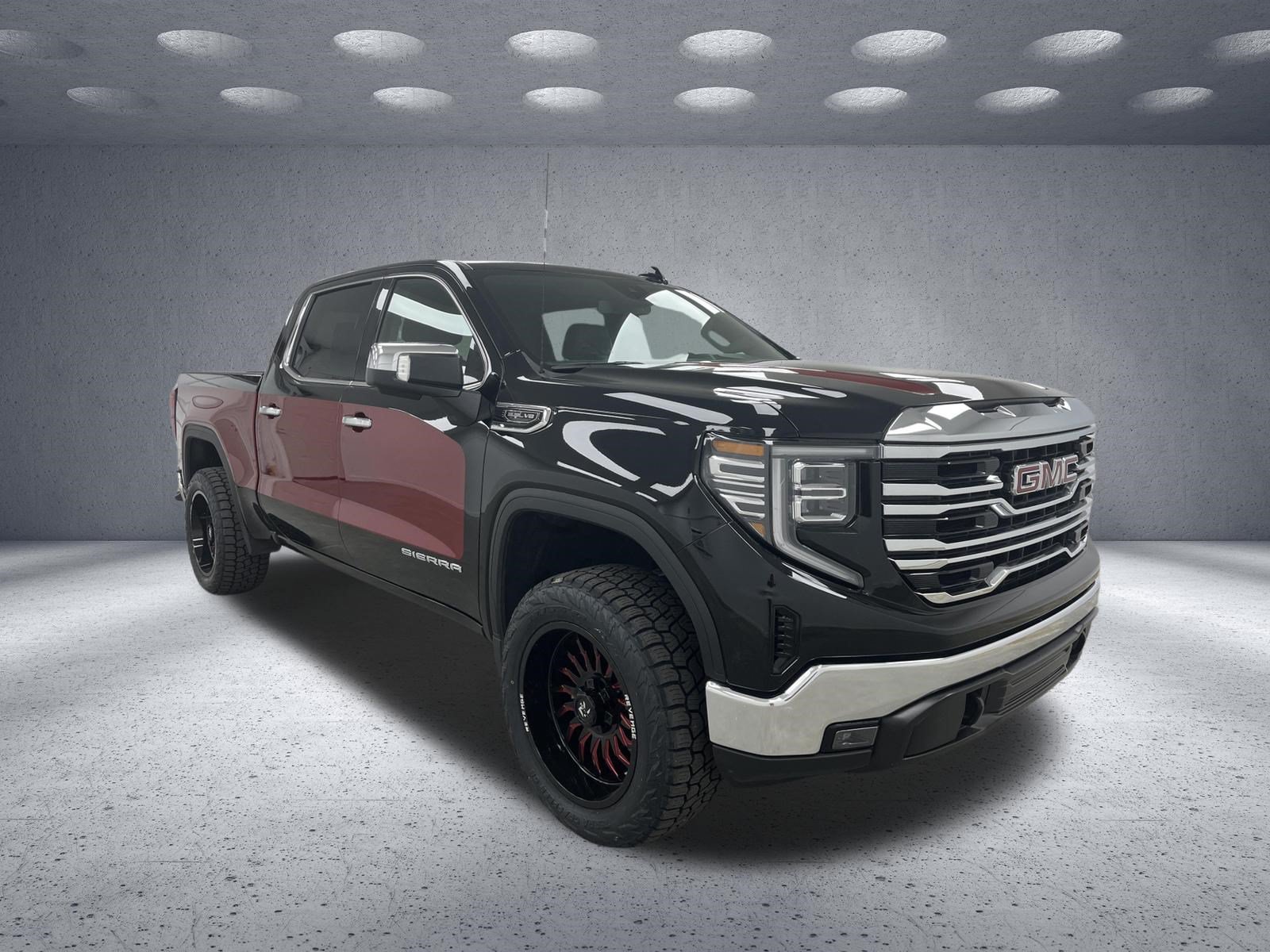 Used 2026 GMC Sierra 1500 SLT AWD/4WD image 7