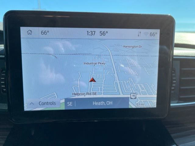 Used 2022 Ford Explorer Limited w/ Equipment Group 301A image 19