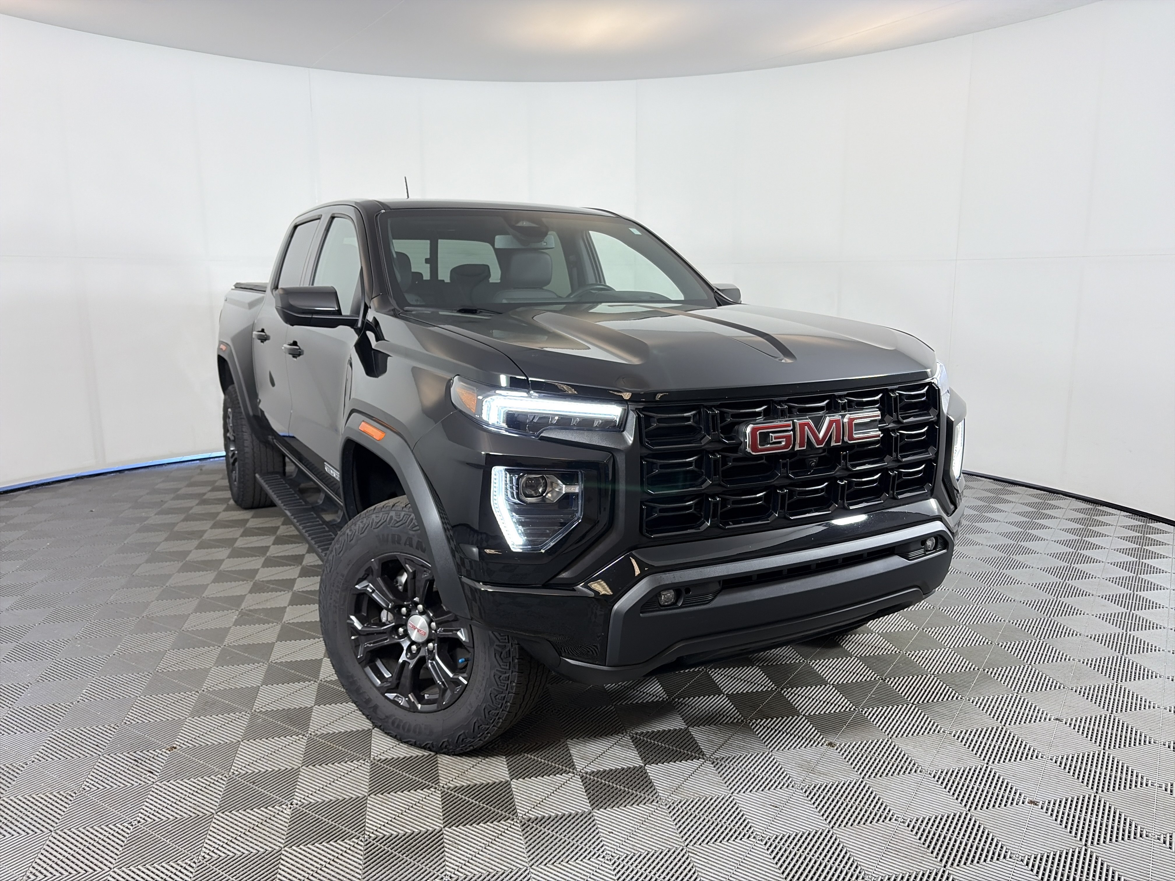 Used 2023 GMC Canyon Elevation w/ Elevation Premium Package