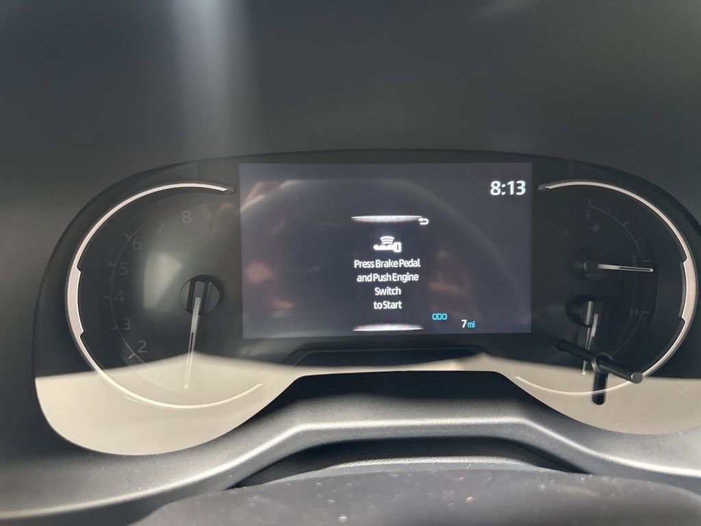 Used 2025 Toyota RAV4 XLE Premium image 23