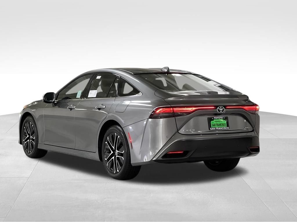 New 2026 Toyota Mirai RWD image 3