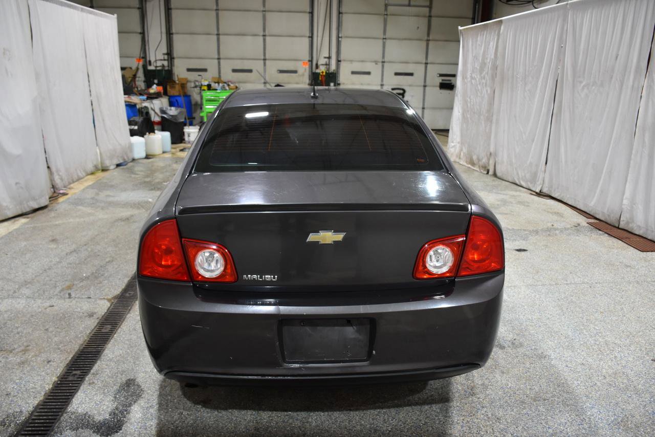 Used 2011 Chevrolet Malibu LS w/ LPO, Convenience Package image 5