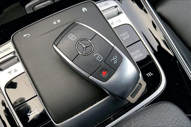 Used 2020 Mercedes-Benz GLB 250 4MATIC image 14