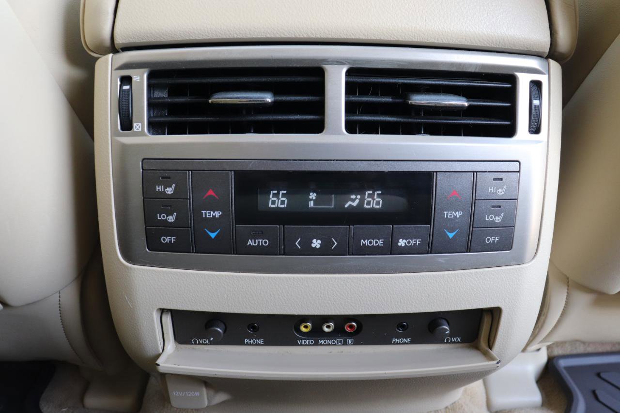 Used 2014 Lexus LX 570 4WD image 36