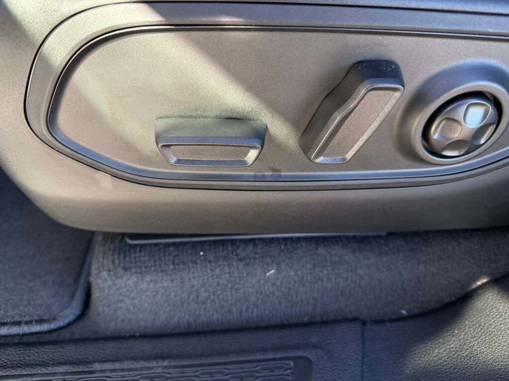 New 2026 Jeep Grand Cherokee L Limited image 25