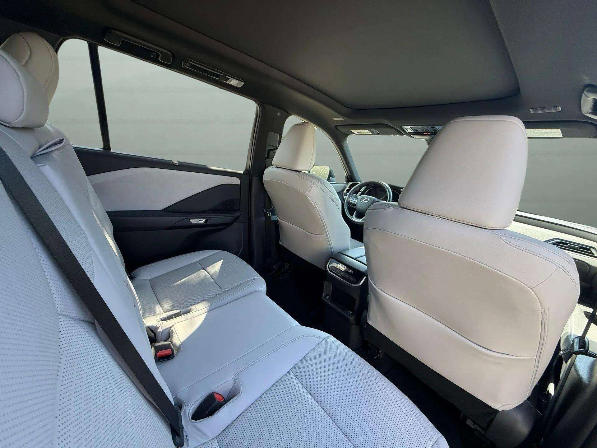 Used 2025 Lexus TX 350 350 Premium w/ Technology Package image 24