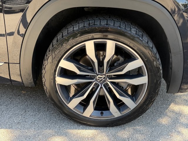 Used 2022 Volkswagen Atlas SEL Premium AWD/4WD image 10