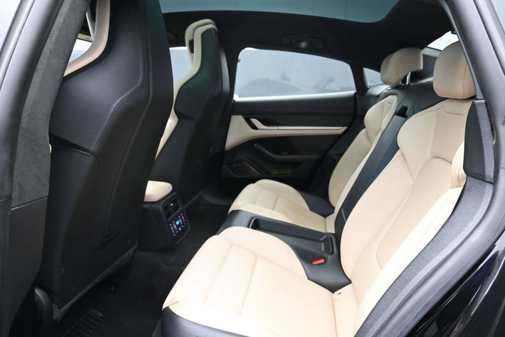 Used 2020 Porsche Taycan Turbo S AWD/4WD image 19