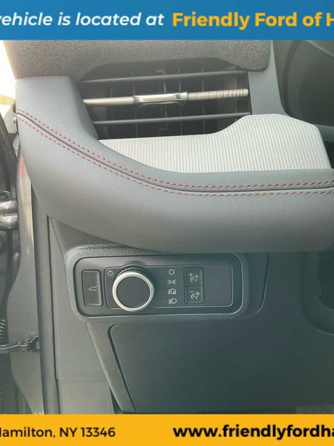 Used 2026 Ford Explorer Active AWD/4WD image 25