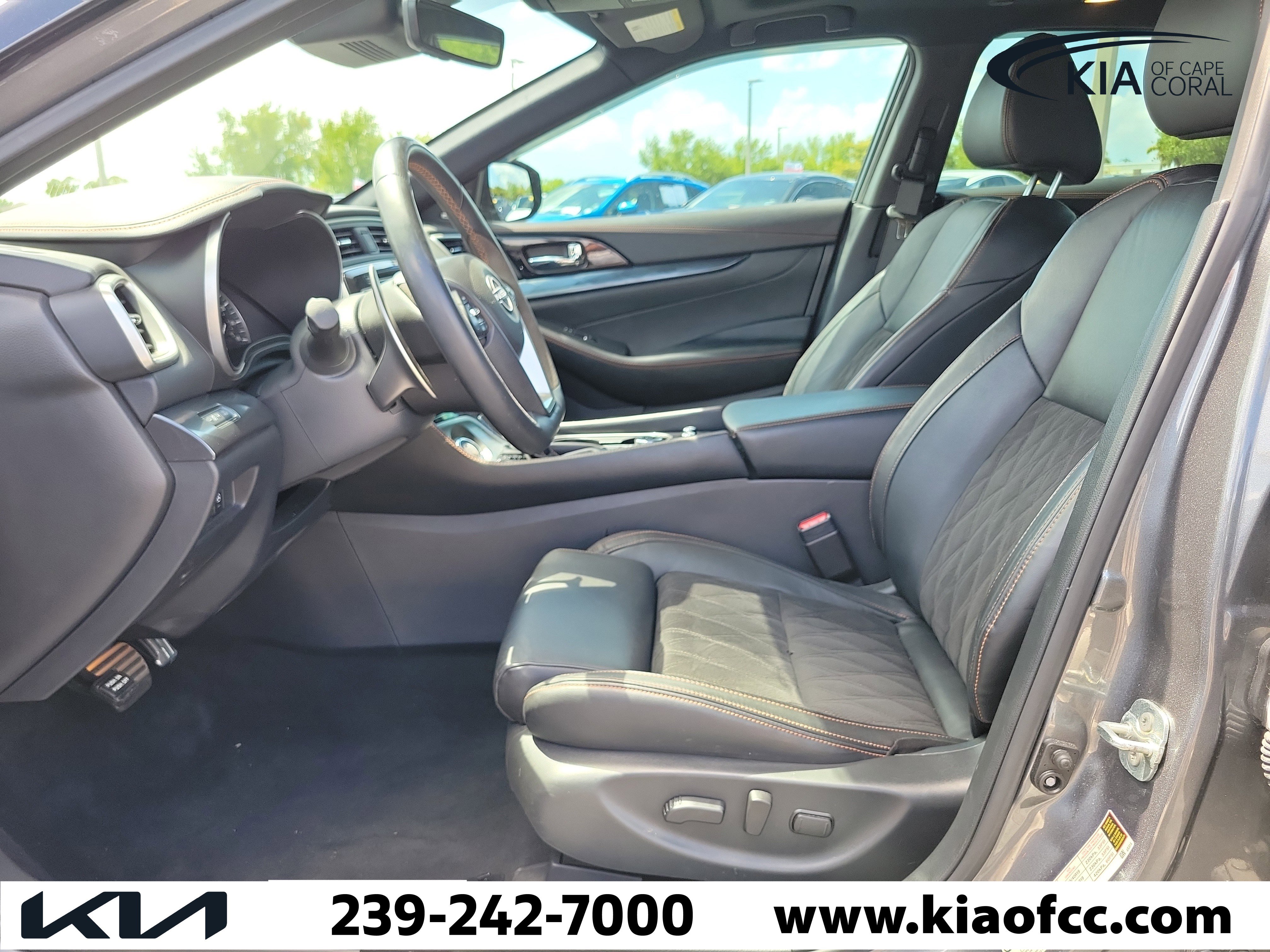 Used 2023 Nissan Maxima SR w/ Sport Mat Group image 21