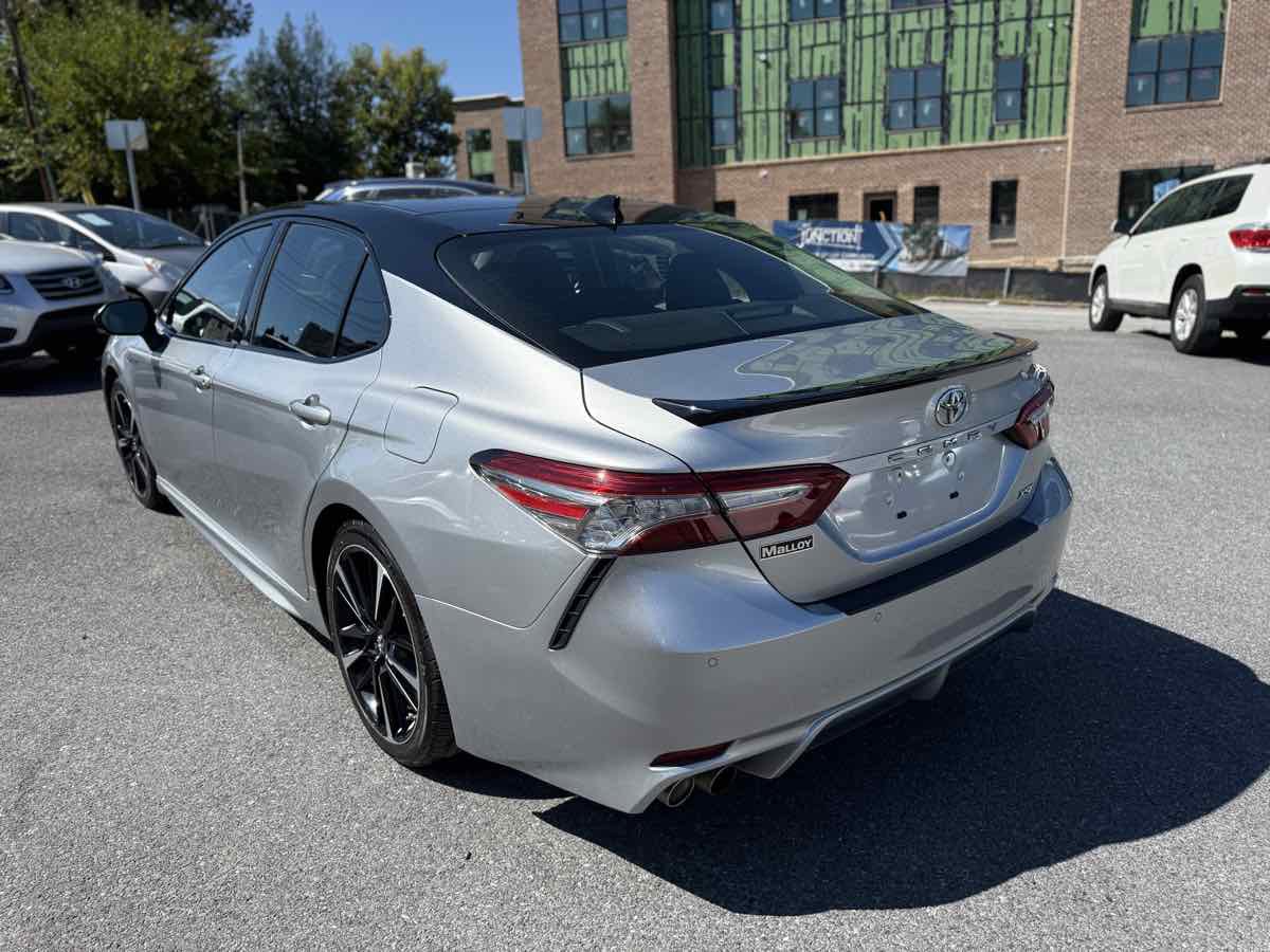 Used 2018 Toyota Camry XSE w/ Driver Assist Package image 5