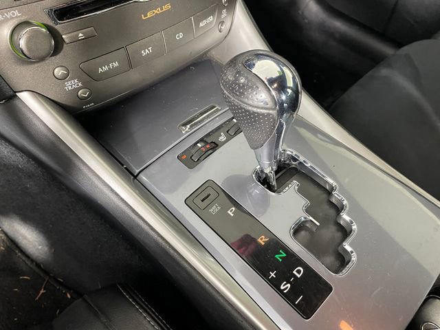 Used 2011 Lexus IS 350 w/ F-Sport Pkg image 9