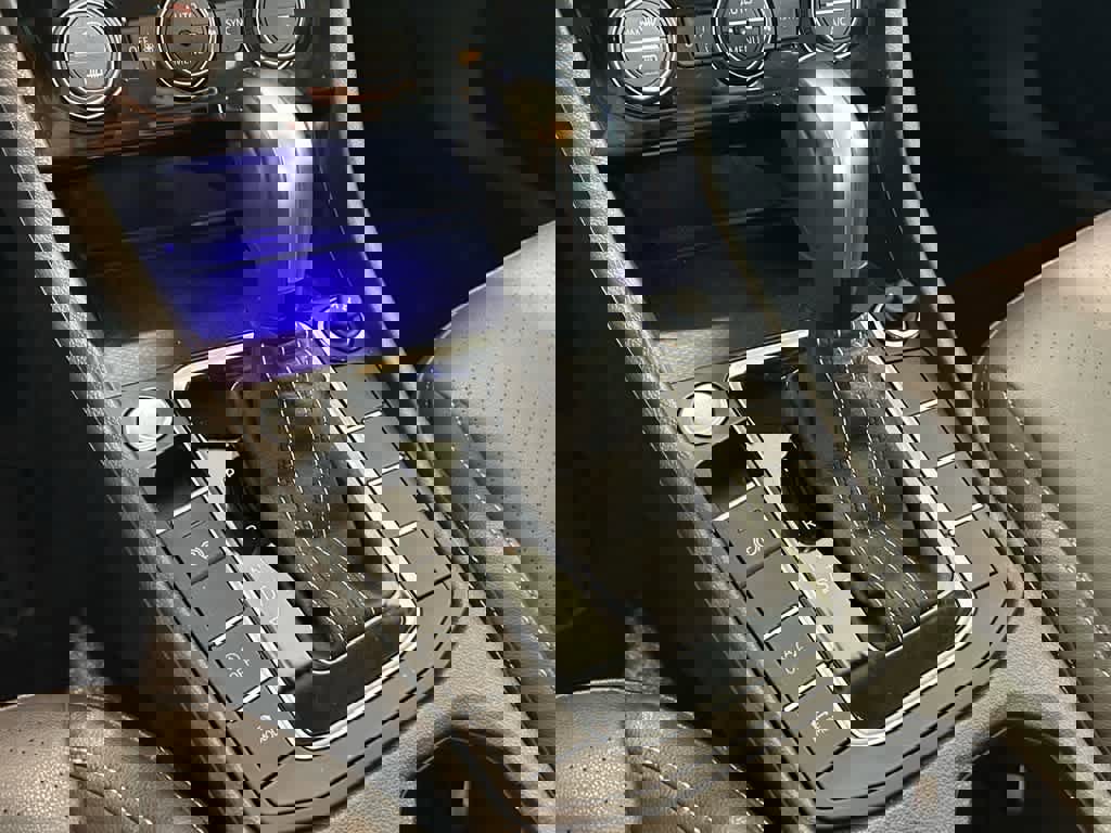 Used 2021 Volkswagen Jetta SEL image 13