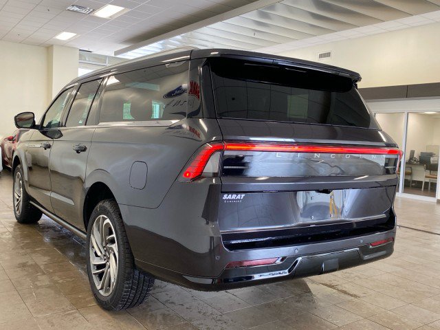 New 2027 Lincoln Navigator L Reserve AWD/4WD image 5