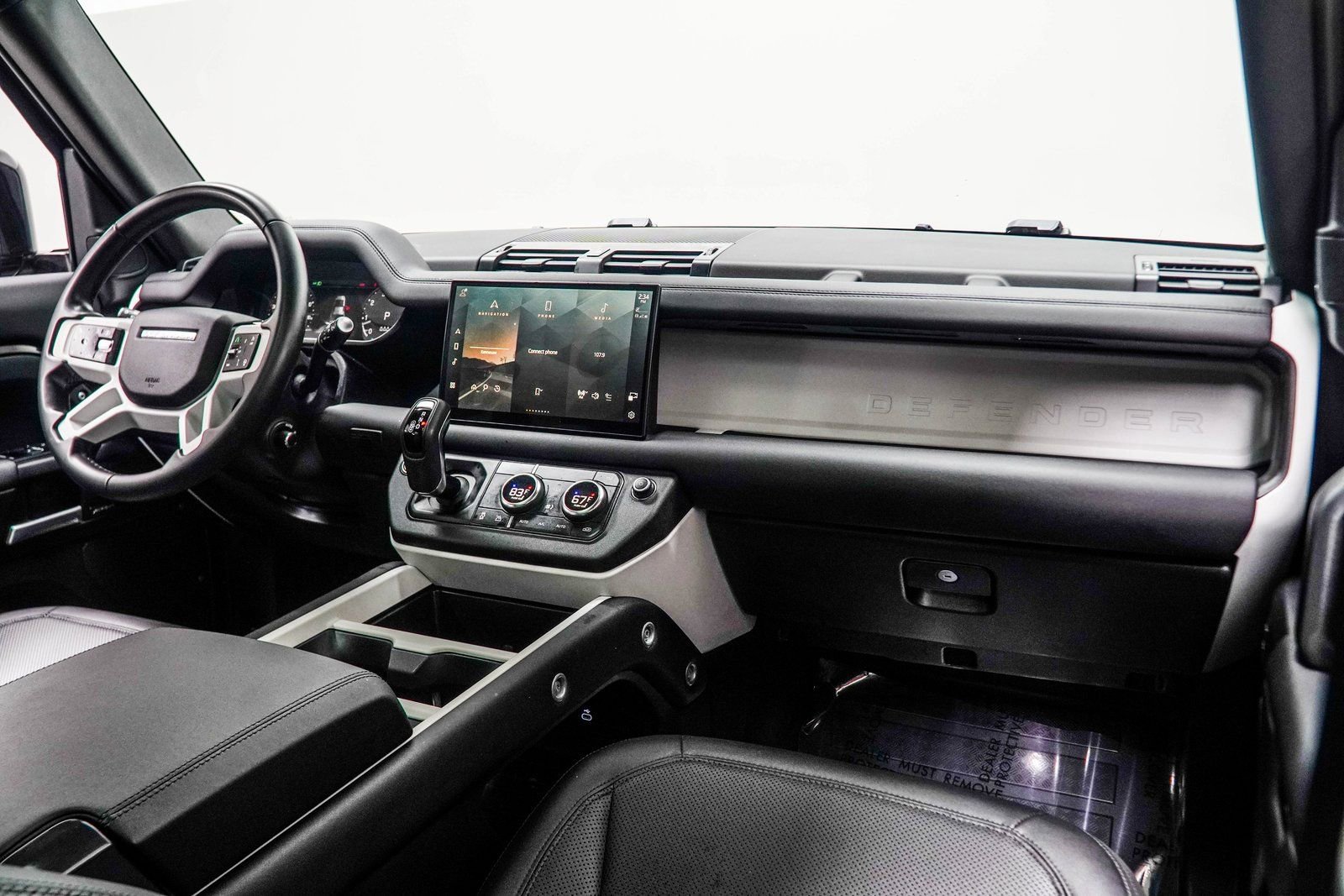 Used 2025 Land Rover Defender 110 S AWD/4WD image 18