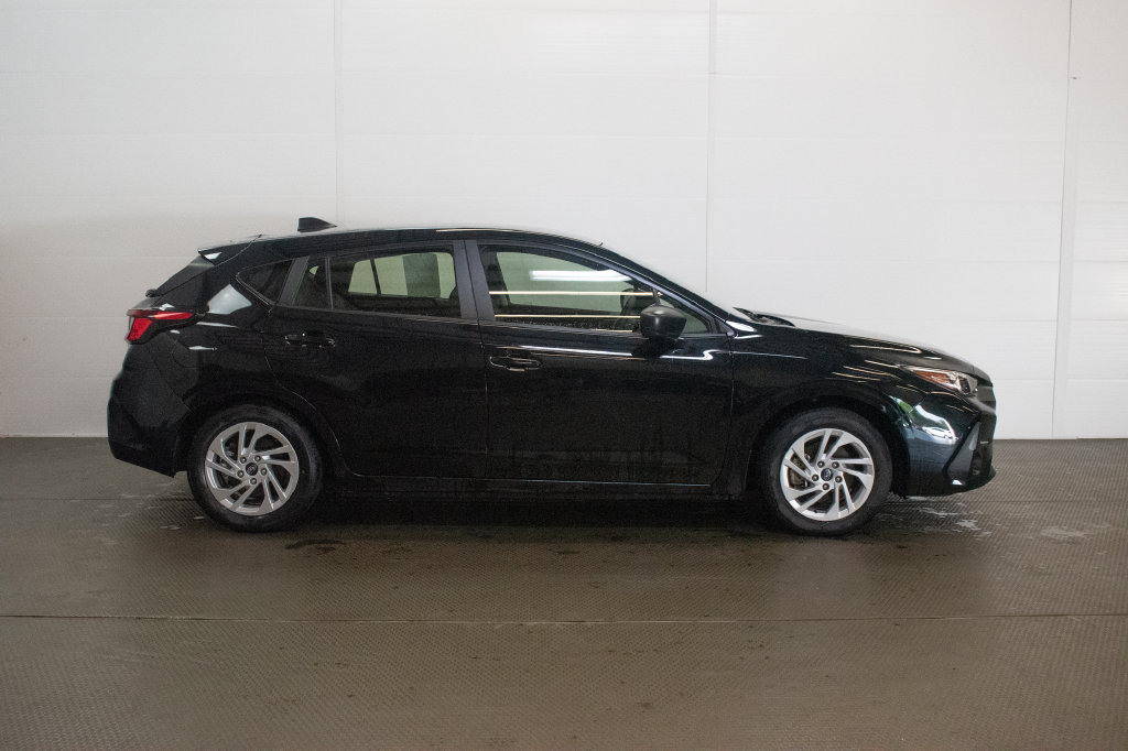 Used 2024 Subaru Impreza 2.0i AWD/4WD image 3