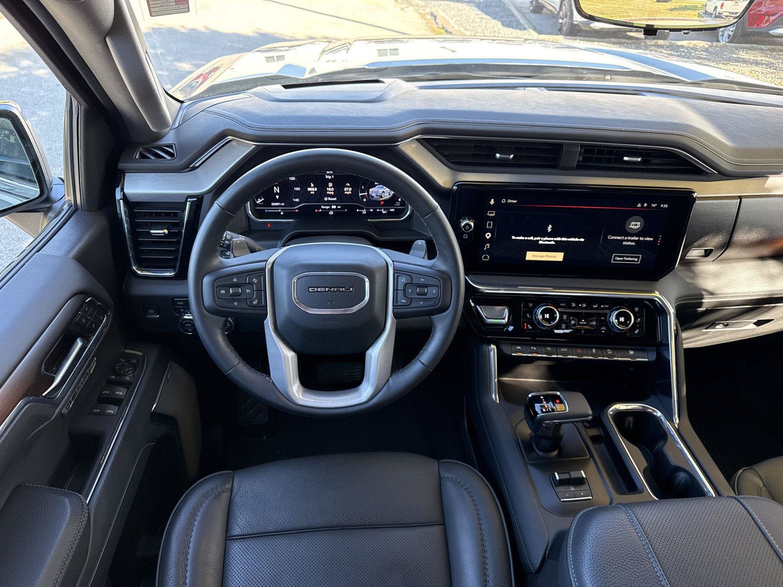 Used 2024 GMC Sierra 1500 Denali w/ Denali Reserve Package AWD/4WD image 19