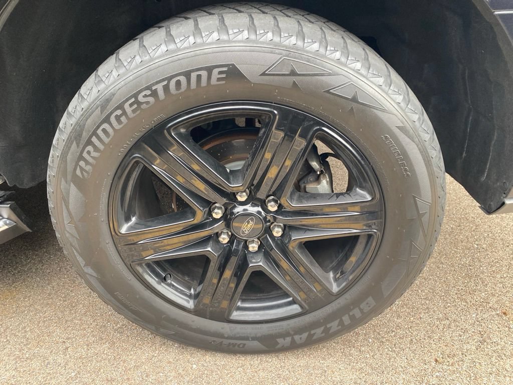 Used 2021 Ford Expedition XLT AWD/4WD image 14