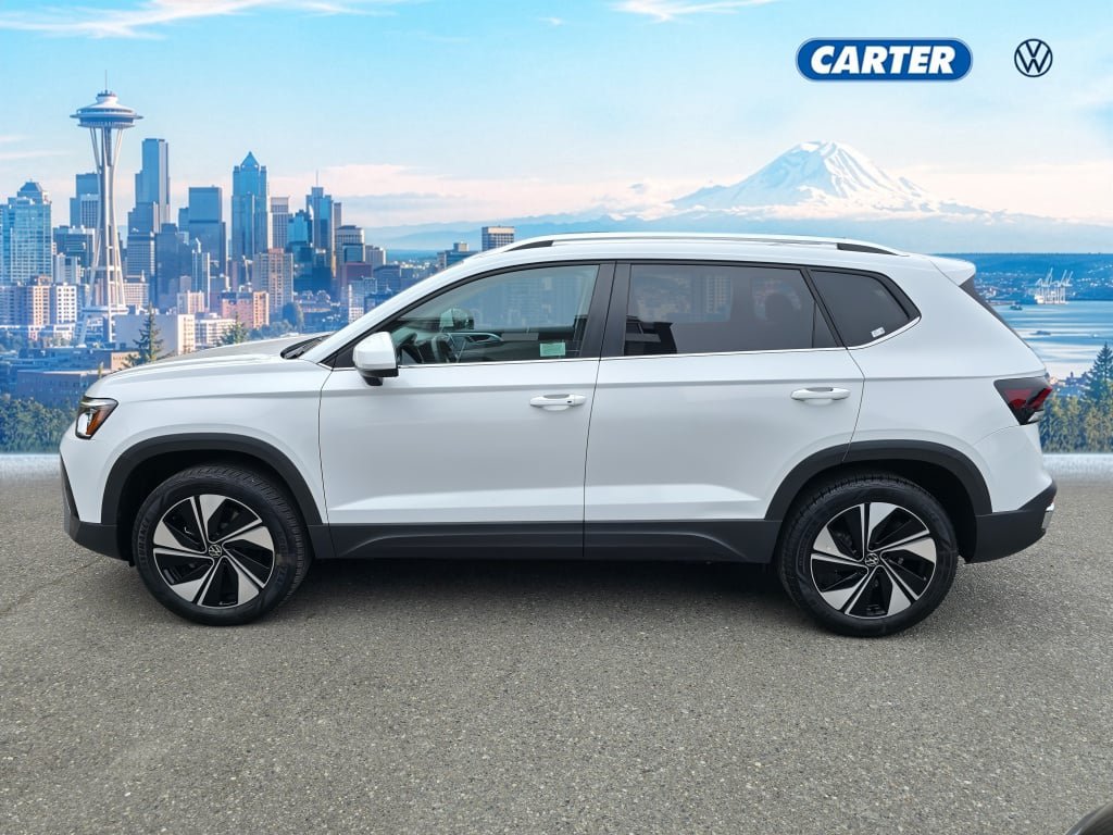 Certified 2025 Volkswagen Taos SE AWD/4WD image 6