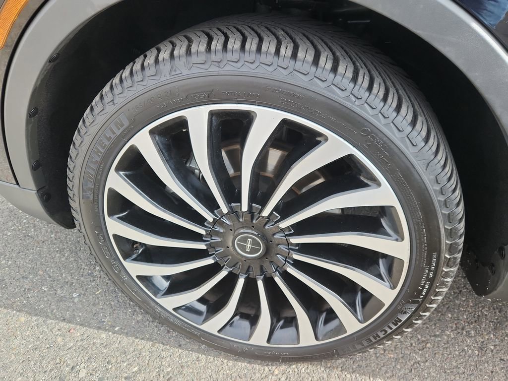 Used 2020 Lincoln Nautilus Black Label w/ Cargo Utility Package image 18