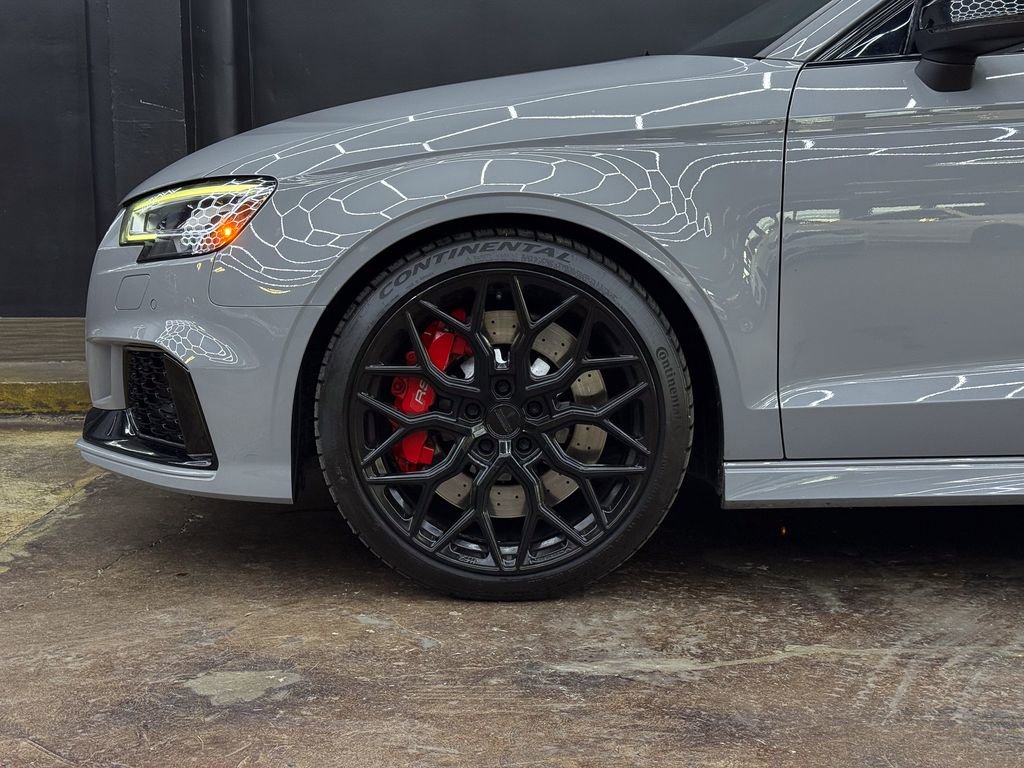 Used 2019 Audi RS 3 2.5T w/ Technology Package image 4