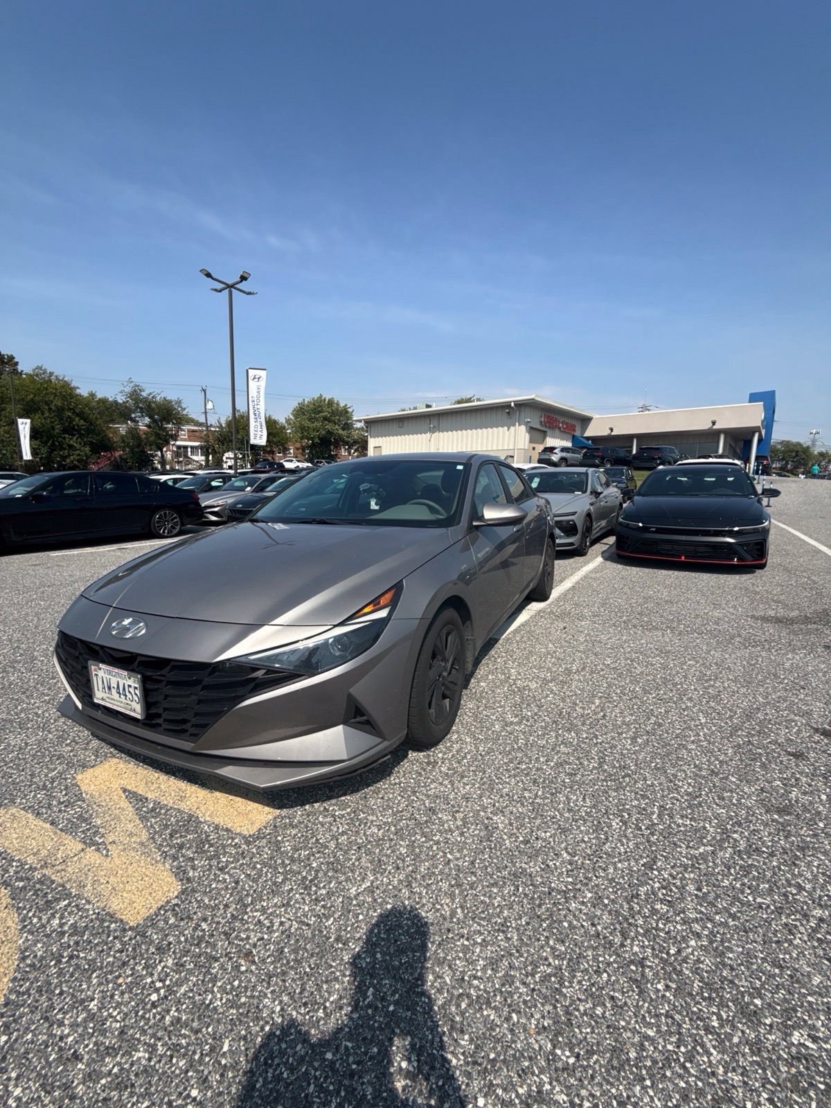 Used 2023 Hyundai Elantra SEL FWD image 3
